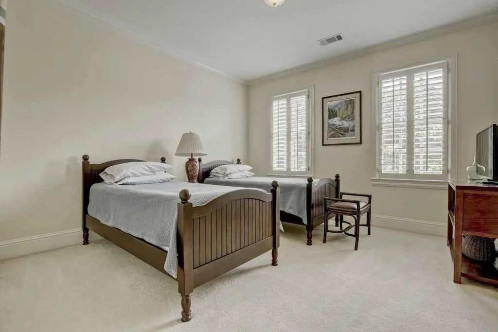 130 High Point Walk, Sandy Springs, Georgia 30342, 4 Bedrooms Bedrooms, ,3 BathroomsBathrooms,Residential,Sold,130 High Point Walk,6843889 130 High Point Walk, Sandy Springs, Georgia 30342, 4 Bedrooms Bedrooms, ,3 BathroomsBathrooms,Residential,Sold,130 High Point Walk,6843889