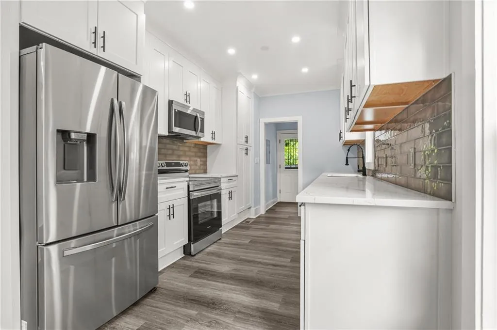 935 Pelham Street Nw, Atlanta, Georgia 30318, 4 Bedrooms Bedrooms, ,3 BathroomsBathrooms,Residential,For Sale,935 Pelham Street Nw,7606648