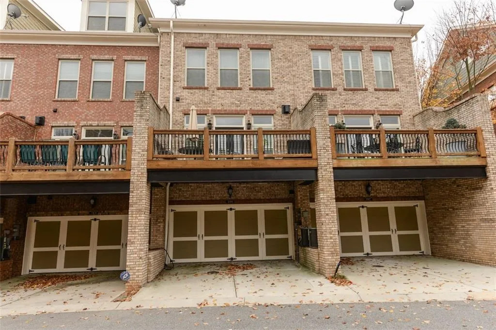 359 Alderwood Lane Unit 54, Sandy Springs, Georgia 30328, 3 Bedrooms Bedrooms, ,3 BathroomsBathrooms,Residential,Sold,359 Alderwood Lane Unit 54,5776315
