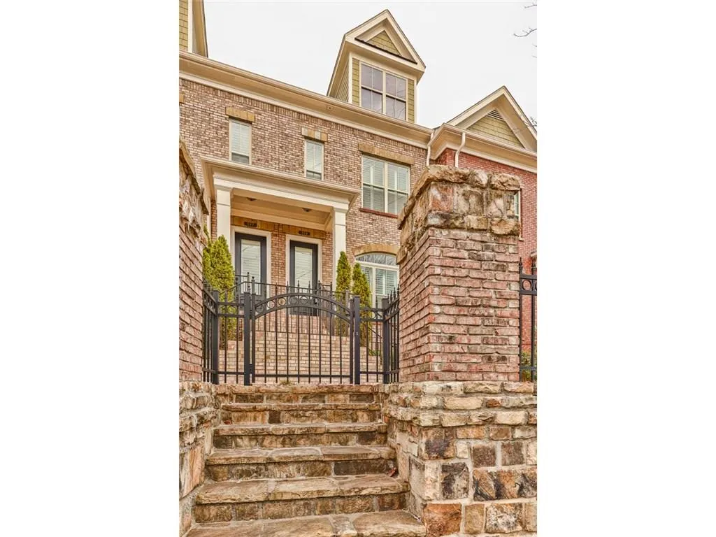 359 Alderwood Lane Unit 54, Sandy Springs, Georgia 30328, 3 Bedrooms Bedrooms, ,3 BathroomsBathrooms,Residential,Sold,359 Alderwood Lane Unit 54,5776315