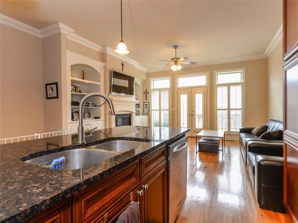 359 Alderwood Lane Unit 54, Sandy Springs, Georgia 30328, 3 Bedrooms Bedrooms, ,3 BathroomsBathrooms,Residential,Sold,359 Alderwood Lane Unit 54,5776315