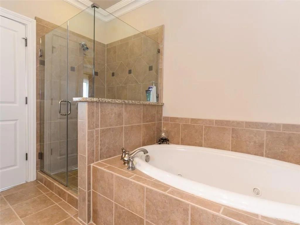 359 Alderwood Lane Unit 54, Sandy Springs, Georgia 30328, 3 Bedrooms Bedrooms, ,3 BathroomsBathrooms,Residential,Sold,359 Alderwood Lane Unit 54,5776315