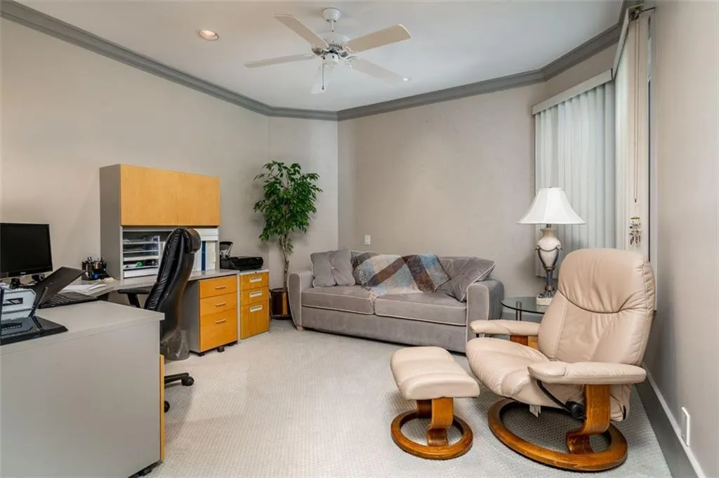 285 Ledgemont Court, Atlanta, Georgia 30342, 4 Bedrooms Bedrooms, ,4 BathroomsBathrooms,Residential,Sold,285 Ledgemont Court,6966325