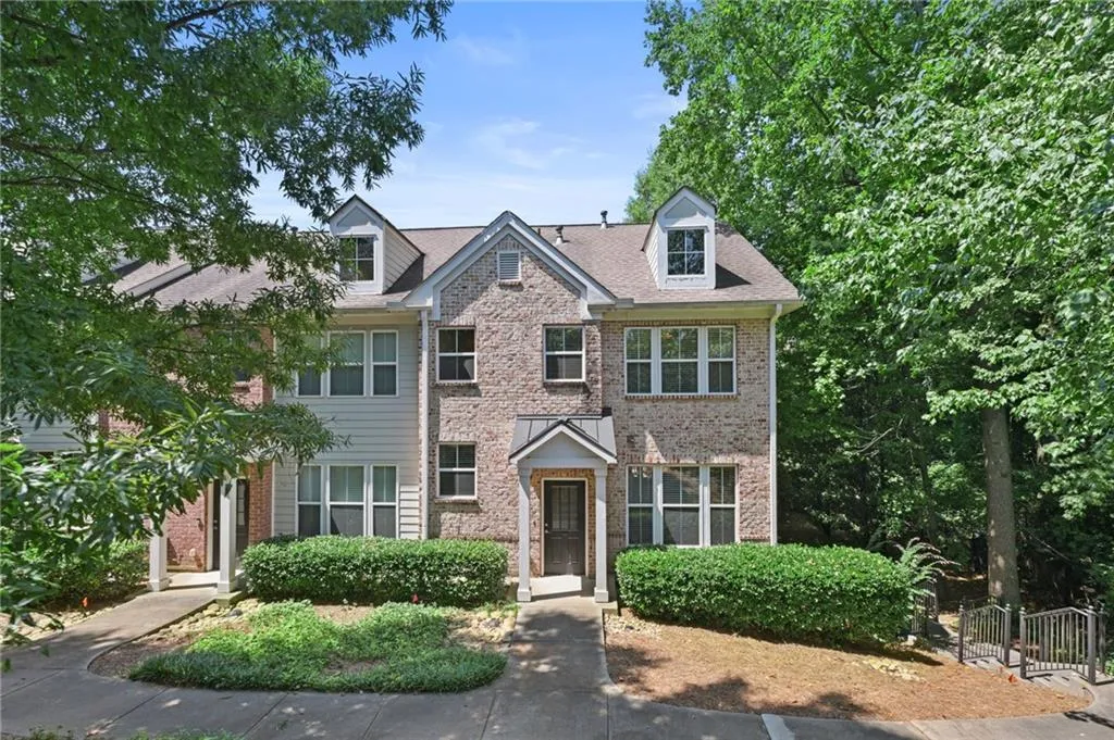 5482 Glenridge View, Atlanta, Georgia 30342, 2 Bedrooms Bedrooms, ,2 BathroomsBathrooms,Residential,Sold,5482 Glenridge View,7446978