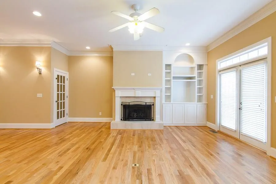 5492 Glenridge Drive Unit 512, Atlanta, Georgia 30342, 4 Bedrooms Bedrooms, ,3 BathroomsBathrooms,Residential,Sold,5492 Glenridge Drive Unit 512,5511939