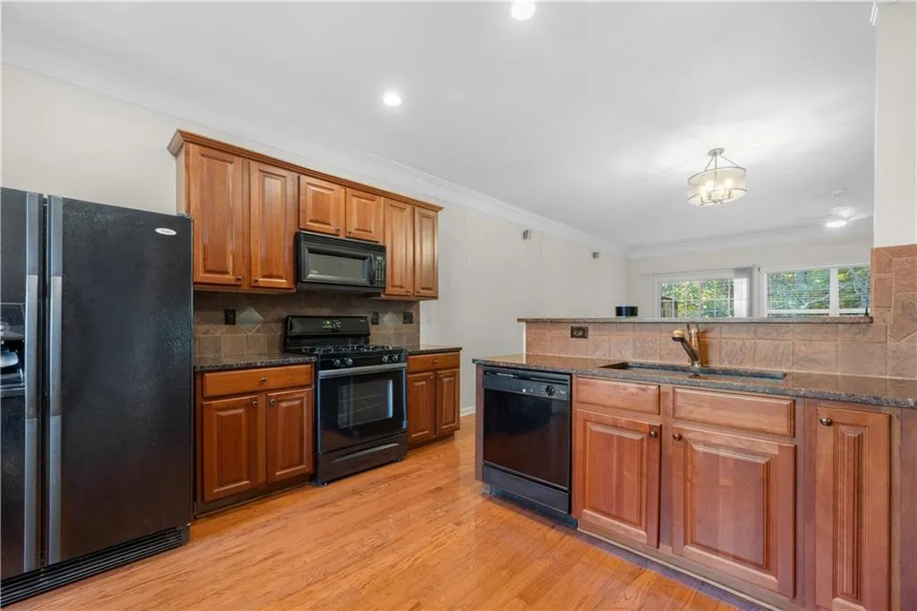 7842 Welsford Point, Atlanta, Georgia 30350, 3 Bedrooms Bedrooms, ,3 BathroomsBathrooms,Residential,Sold,7842 Welsford Point,7485458