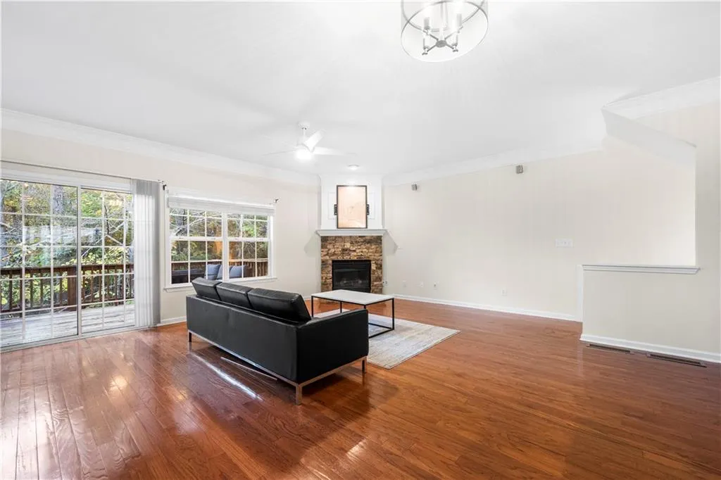 7842 Welsford Point, Atlanta, Georgia 30350, 3 Bedrooms Bedrooms, ,3 BathroomsBathrooms,Residential,Sold,7842 Welsford Point,7485458