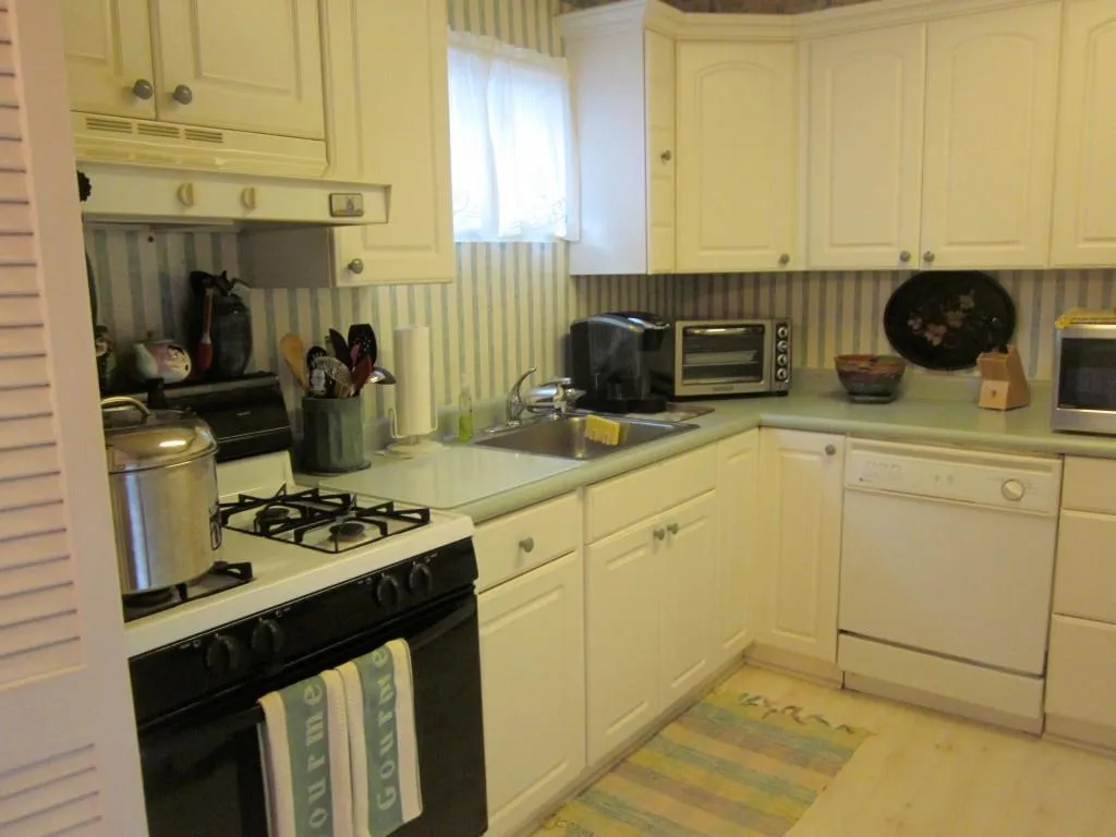 5593 Kingsport Drive Unit 0, Sandy Springs, Georgia 30342, 3 Bedrooms Bedrooms, ,2 BathroomsBathrooms,Residential,Sold,5593 Kingsport Drive Unit 0,5858668