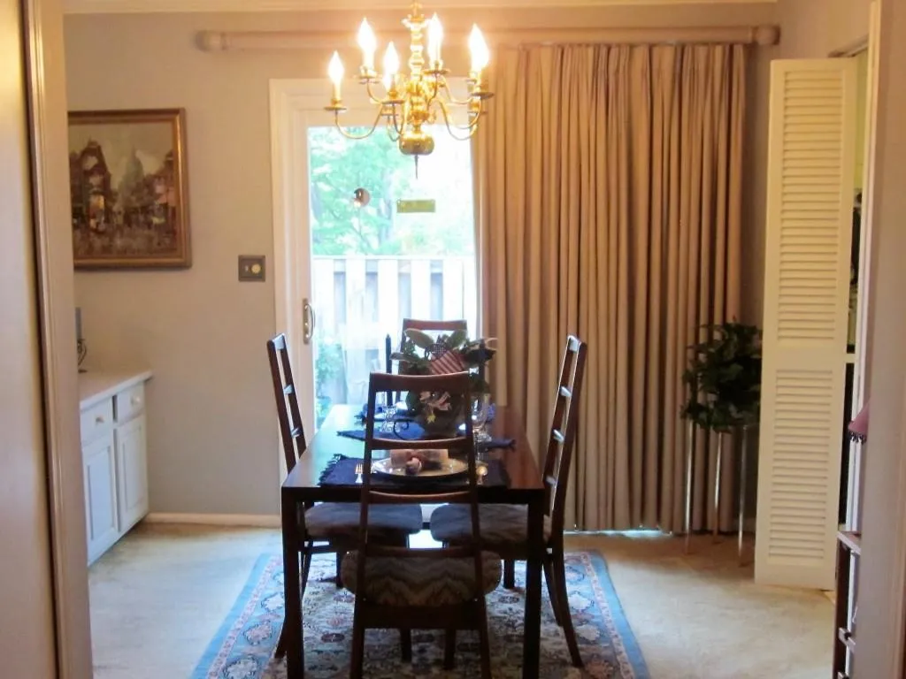 5593 Kingsport Drive Unit 0, Sandy Springs, Georgia 30342, 3 Bedrooms Bedrooms, ,2 BathroomsBathrooms,Residential,Sold,5593 Kingsport Drive Unit 0,5858668