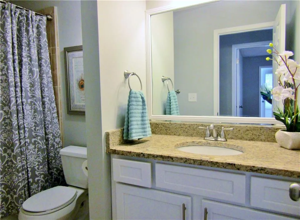 2611 Huntingdon Chase Unit 2611, Sandy Springs, Georgia 30350, 1 Bedroom Bedrooms, ,1 BathroomBathrooms,Residential,Sold,2611 Huntingdon Chase Unit 2611,5699742