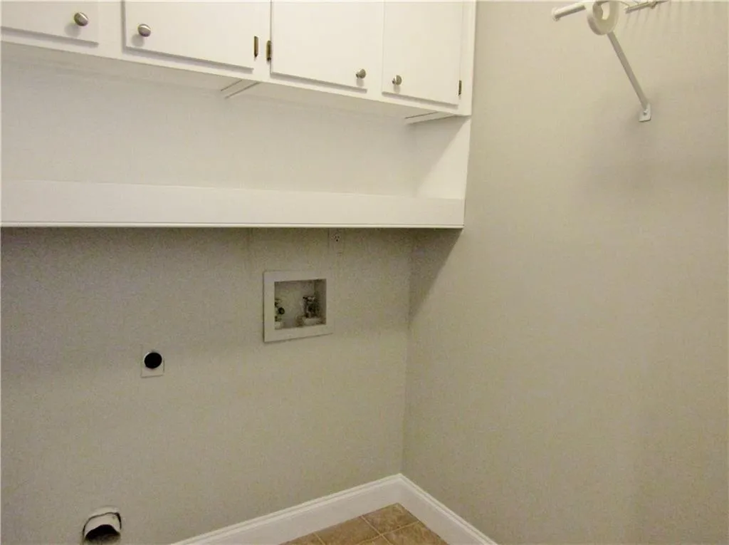 2611 Huntingdon Chase Unit 2611, Sandy Springs, Georgia 30350, 1 Bedroom Bedrooms, ,1 BathroomBathrooms,Residential,Sold,2611 Huntingdon Chase Unit 2611,5699742