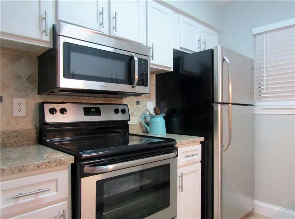 2611 Huntingdon Chase Unit 2611, Sandy Springs, Georgia 30350, 1 Bedroom Bedrooms, ,1 BathroomBathrooms,Residential,Sold,2611 Huntingdon Chase Unit 2611,5699742