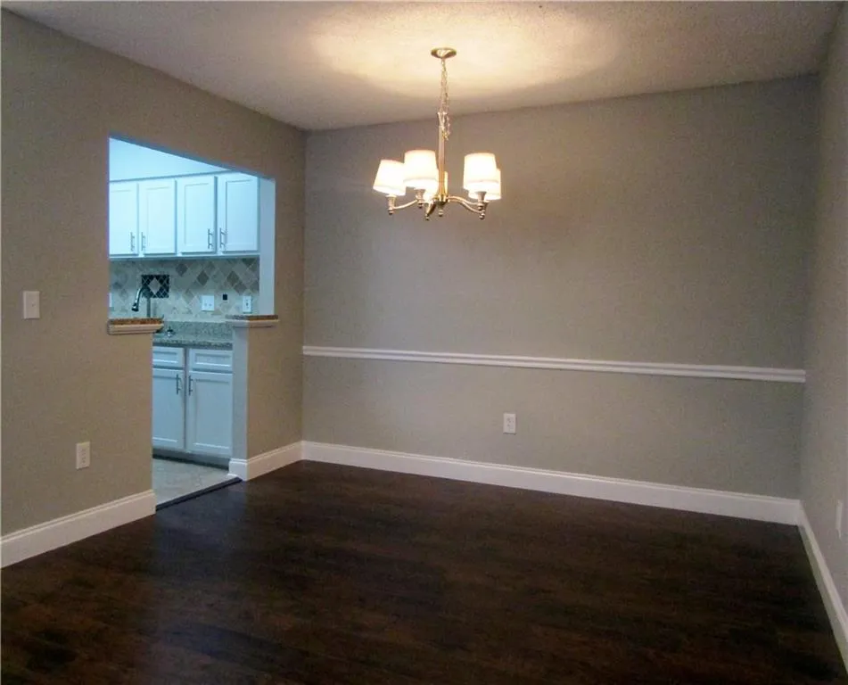 2611 Huntingdon Chase Unit 2611, Sandy Springs, Georgia 30350, 1 Bedroom Bedrooms, ,1 BathroomBathrooms,Residential,Sold,2611 Huntingdon Chase Unit 2611,5699742