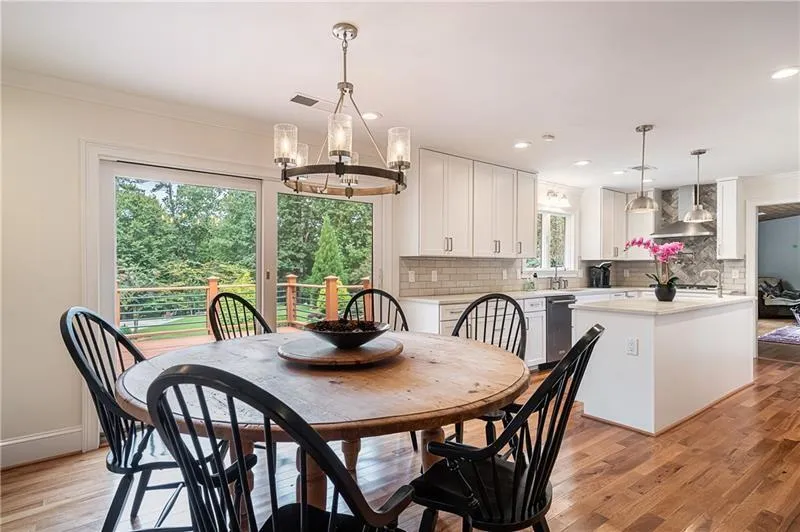 1810 Northridge Road, Sandy Springs, Georgia 30350, 3 Bedrooms Bedrooms, ,4 BathroomsBathrooms,Residential,Sold,1810 Northridge Road,6787626