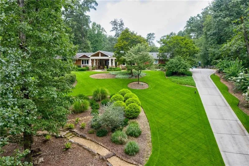 1810 Northridge Road, Sandy Springs, Georgia 30350, 3 Bedrooms Bedrooms, ,4 BathroomsBathrooms,Residential,Sold,1810 Northridge Road,6787626