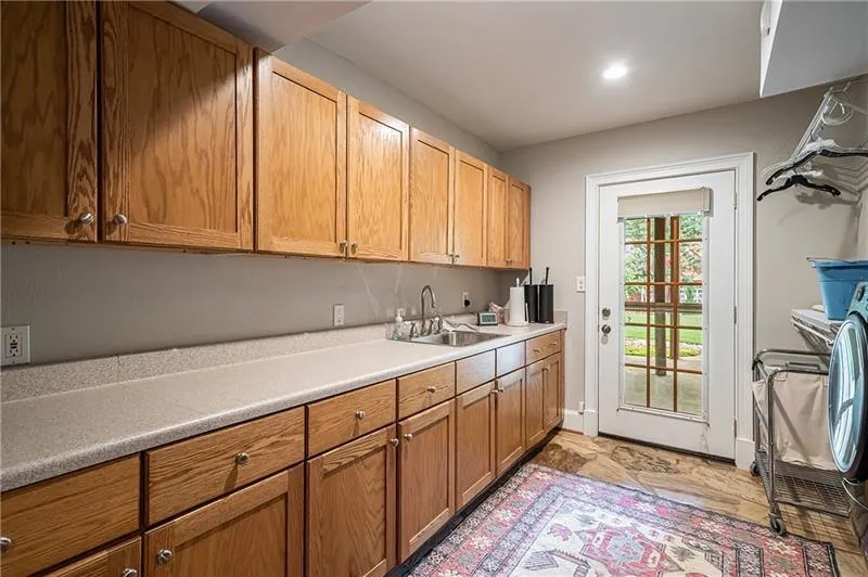 1810 Northridge Road, Sandy Springs, Georgia 30350, 3 Bedrooms Bedrooms, ,4 BathroomsBathrooms,Residential,Sold,1810 Northridge Road,6787626