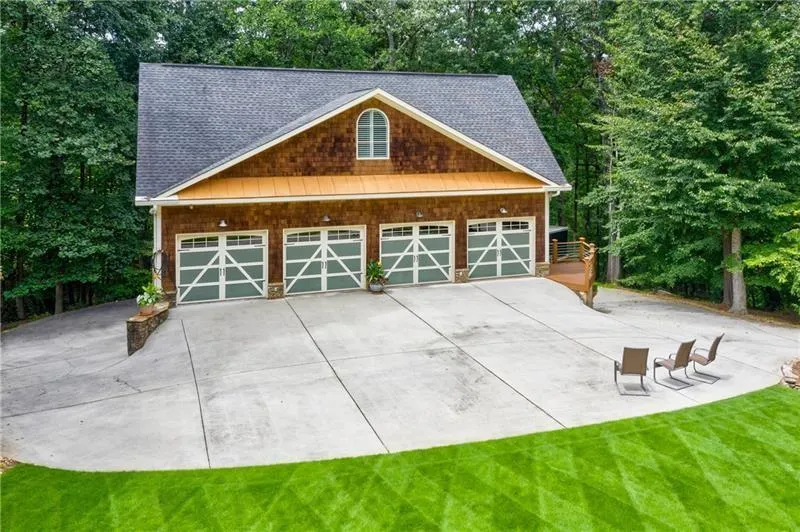 1810 Northridge Road, Sandy Springs, Georgia 30350, 3 Bedrooms Bedrooms, ,4 BathroomsBathrooms,Residential,Sold,1810 Northridge Road,6787626