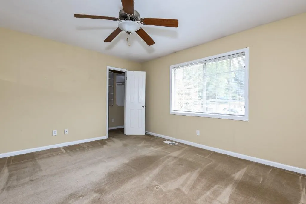 6940 Roswell Road Unit 25e, Sandy Springs, Georgia 30328, 1 Bedroom Bedrooms, ,1 BathroomBathrooms,Residential,Sold,6940 Roswell Road Unit 25e,5904804