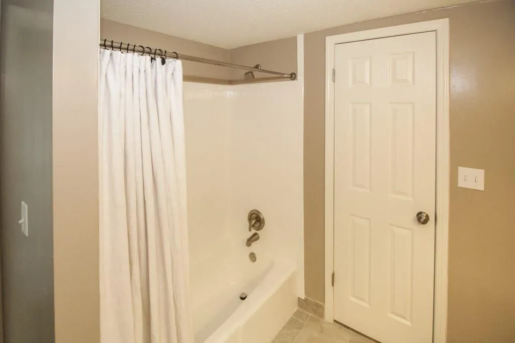 6851 Roswell Road Unit N7, Atlanta, Georgia 30328, 1 Bedroom Bedrooms, ,1 BathroomBathrooms,Residential,Sold,6851 Roswell Road Unit N7,6013681