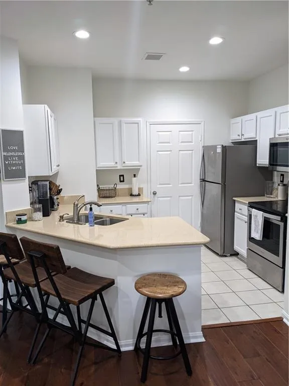 5641 Roswell Road Unit 108, Sandy Springs, Georgia 30342, 1 Bedroom Bedrooms, ,1 BathroomBathrooms,Residential,Sold,5641 Roswell Road Unit 108,6902257