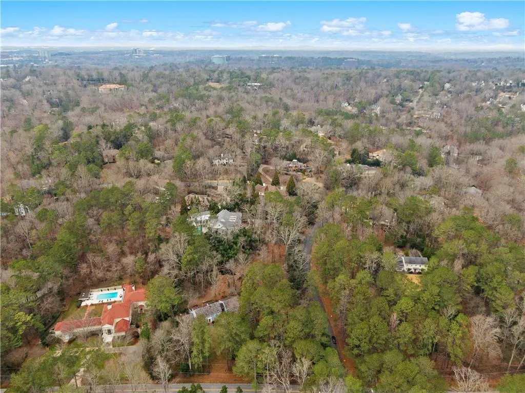 999 Crest Valley Drive, Sandy Springs, Georgia 30327, 4 Bedrooms Bedrooms, ,4 BathroomsBathrooms,Residential,Sold,999 Crest Valley Drive,7169501