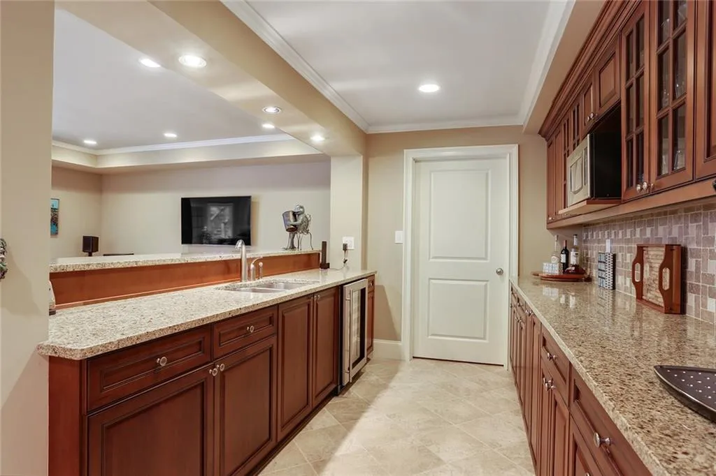 415 Mabry Place, Atlanta, Georgia 30319, 7 Bedrooms Bedrooms, ,5 BathroomsBathrooms,Residential,Sold,415 Mabry Place,6527423
