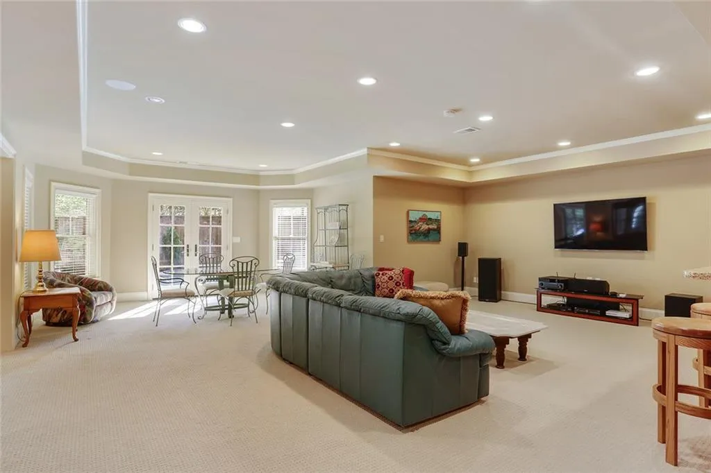 415 Mabry Place, Atlanta, Georgia 30319, 7 Bedrooms Bedrooms, ,5 BathroomsBathrooms,Residential,Sold,415 Mabry Place,6527423