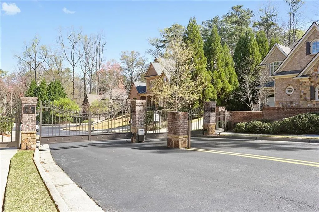 415 Mabry Place, Atlanta, Georgia 30319, 7 Bedrooms Bedrooms, ,5 BathroomsBathrooms,Residential,Sold,415 Mabry Place,6527423