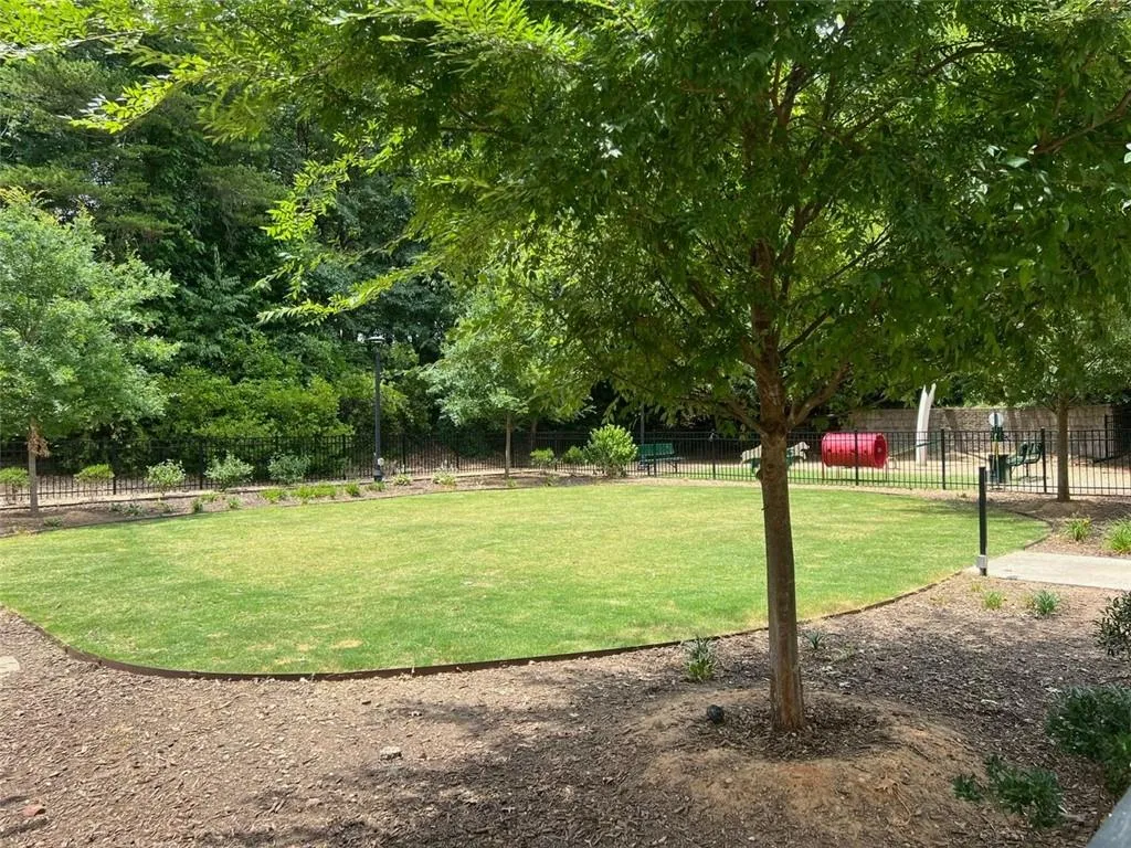 795 Hammond Drive Unit 1605, Sandy Springs, Georgia 30328, 1 Bedroom Bedrooms, ,1 BathroomBathrooms,Residential,Sold,795 Hammond Drive Unit 1605,7486249