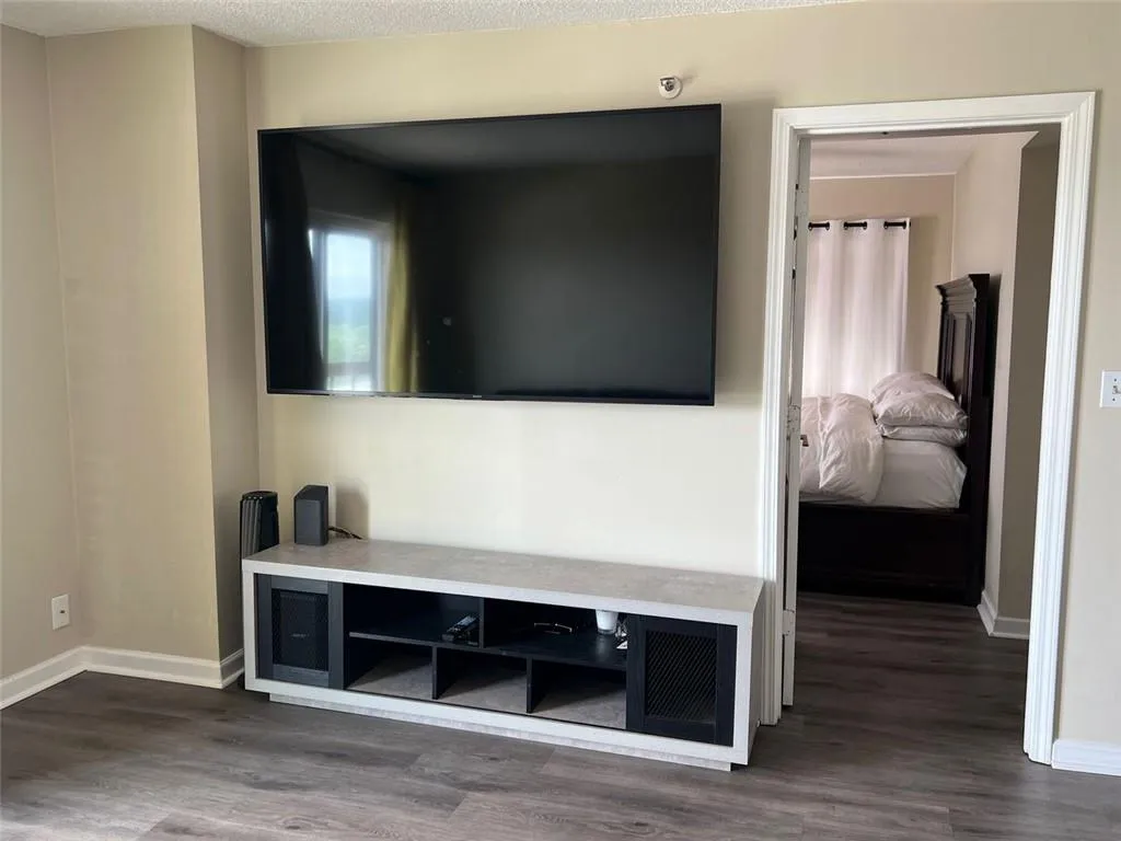 795 Hammond Drive Unit 1605, Sandy Springs, Georgia 30328, 1 Bedroom Bedrooms, ,1 BathroomBathrooms,Residential,Sold,795 Hammond Drive Unit 1605,7486249