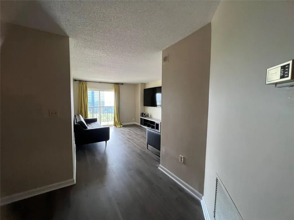 795 Hammond Drive Unit 1605, Sandy Springs, Georgia 30328, 1 Bedroom Bedrooms, ,1 BathroomBathrooms,Residential,Sold,795 Hammond Drive Unit 1605,7486249
