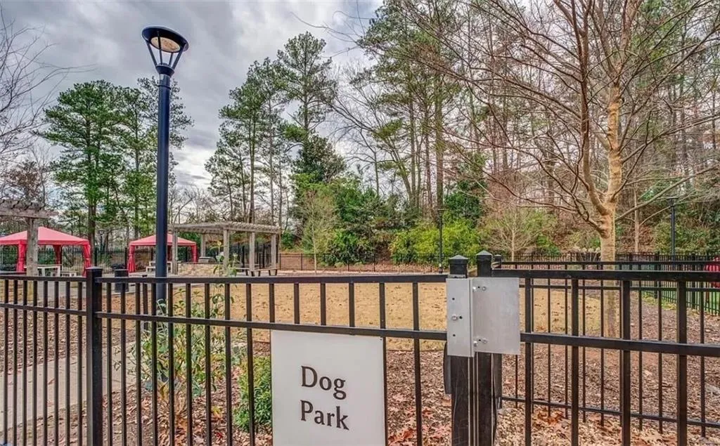 795 Hammond Drive Unit 1605, Sandy Springs, Georgia 30328, 1 Bedroom Bedrooms, ,1 BathroomBathrooms,Residential,Sold,795 Hammond Drive Unit 1605,7486249