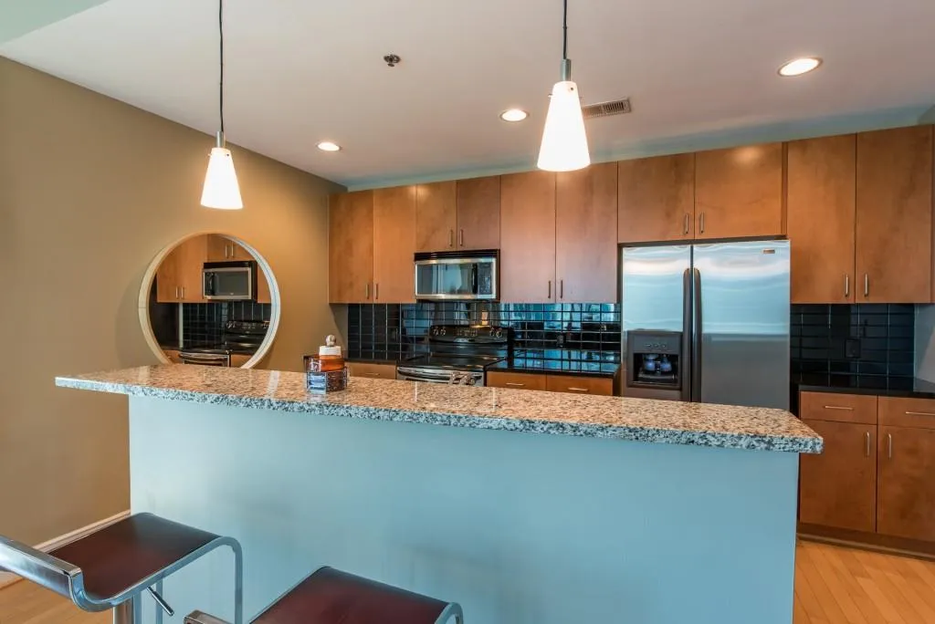 950 W Peachtree Street Nw Unit 1011, Atlanta, Georgia 30309, 2 Bedrooms Bedrooms, ,2 BathroomsBathrooms,Residential,Sold,950 W Peachtree Street Nw Unit 1011,5956718