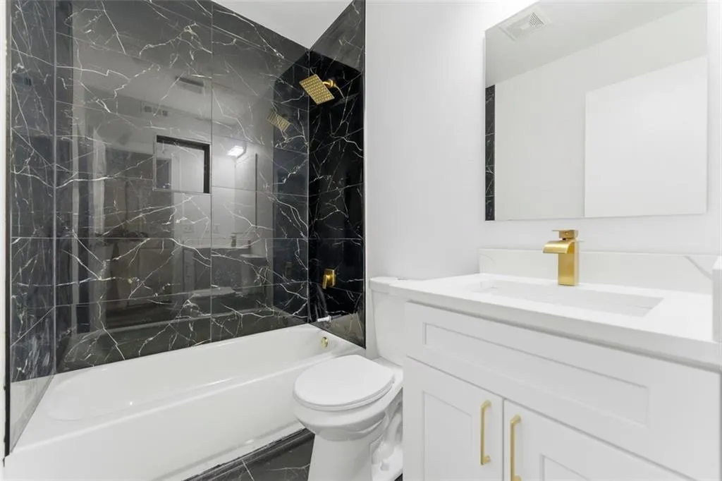 921 Hall Street, Atlanta, Georgia 30318, 0 ,Residential Income,For Sale,921 Hall Street,7762734