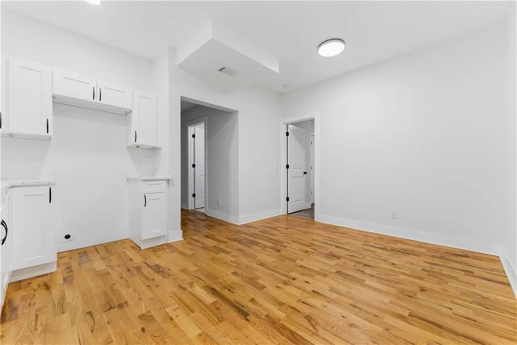 921 Hall Street, Atlanta, Georgia 30318, 0 ,Residential Income,For Sale,921 Hall Street,7762734