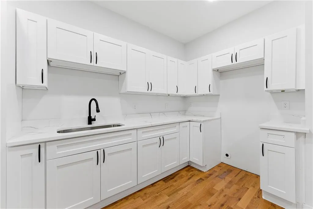 921 Hall Street, Atlanta, Georgia 30318, 0 ,Residential Income,For Sale,921 Hall Street,7762734