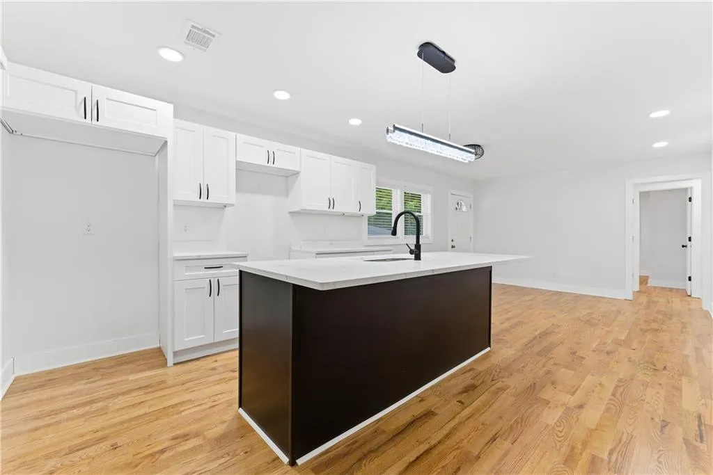 921 Hall Street, Atlanta, Georgia 30318, 0 ,Residential Income,For Sale,921 Hall Street,7762734