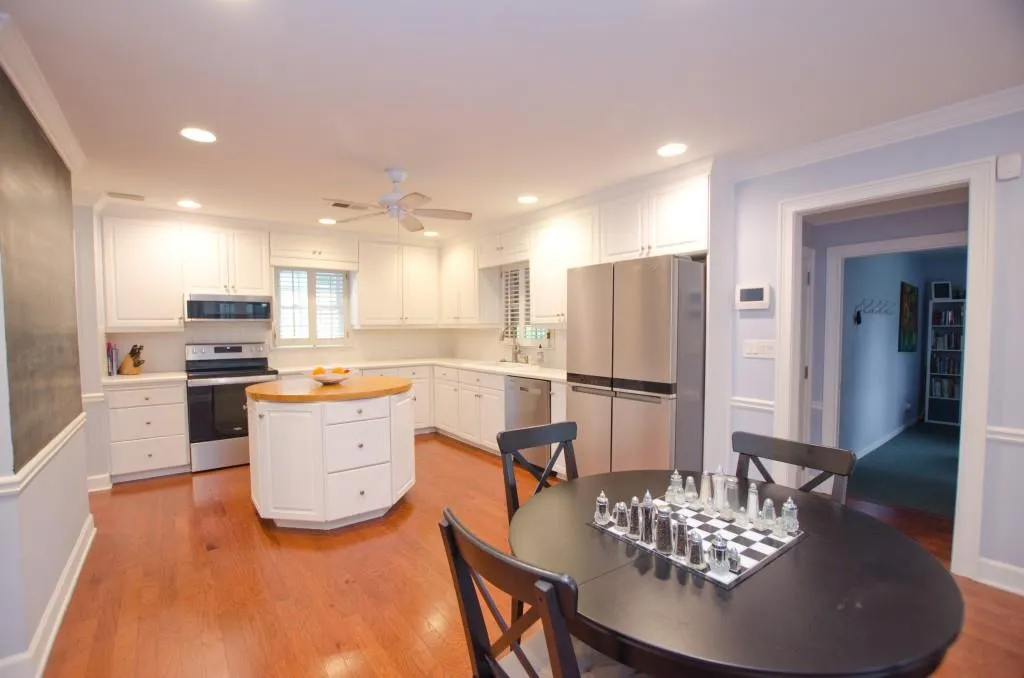 235 Stone Mill Trail, Sandy Springs, Georgia 30328, 4 Bedrooms Bedrooms, ,3 BathroomsBathrooms,Residential,Sold,235 Stone Mill Trail,7369101