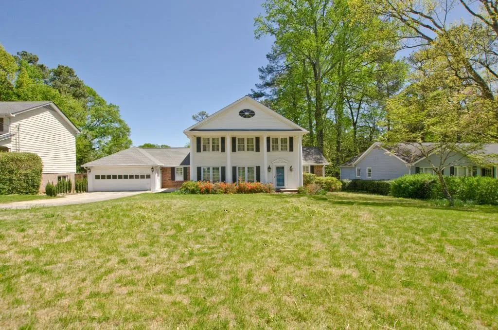 235 Stone Mill Trail, Sandy Springs, Georgia 30328, 4 Bedrooms Bedrooms, ,3 BathroomsBathrooms,Residential,Sold,235 Stone Mill Trail,7369101