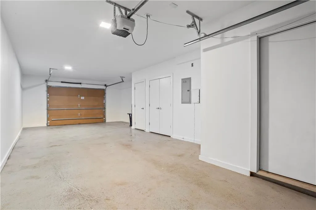 1271 Ponti Mews Nw, Atlanta, Georgia 30318, 1 Bedroom Bedrooms, ,1 BathroomBathrooms,Residential,For Sale,1271 Ponti Mews Nw,7621563