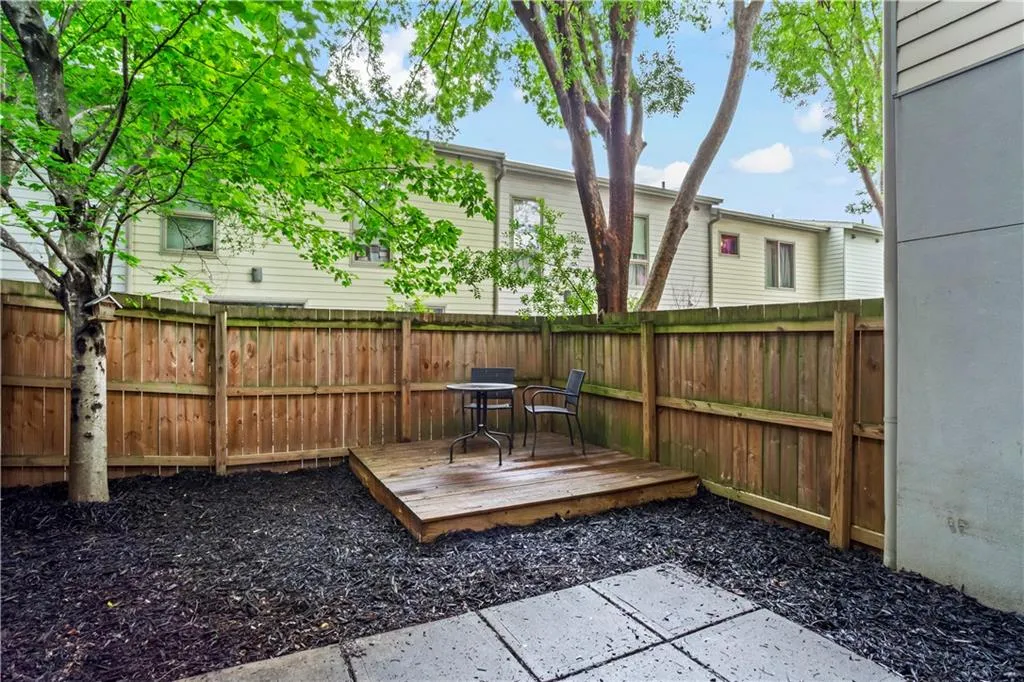 1271 Ponti Mews Nw, Atlanta, Georgia 30318, 1 Bedroom Bedrooms, ,1 BathroomBathrooms,Residential,For Sale,1271 Ponti Mews Nw,7621563