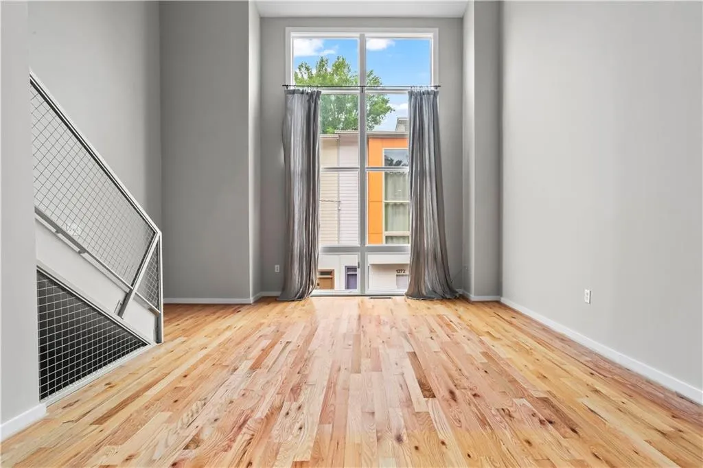 1271 Ponti Mews Nw, Atlanta, Georgia 30318, 1 Bedroom Bedrooms, ,1 BathroomBathrooms,Residential,For Sale,1271 Ponti Mews Nw,7621563
