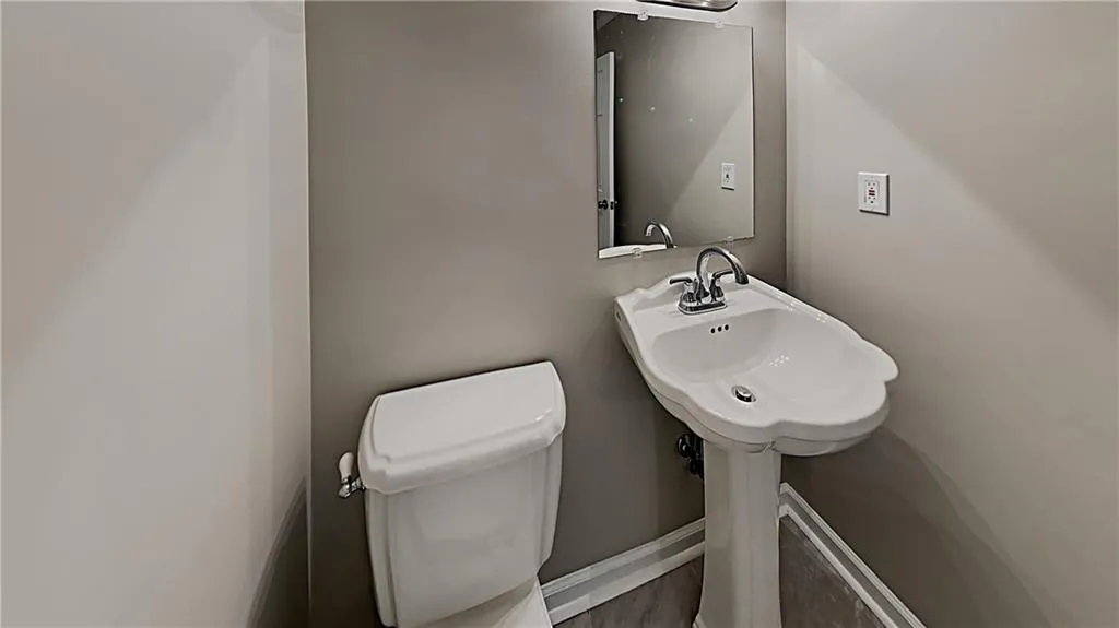 820 Mabry Road, Sandy Springs, Georgia 30328, 4 Bedrooms Bedrooms, ,4 BathroomsBathrooms,Residential,Sold,820 Mabry Road,7024669