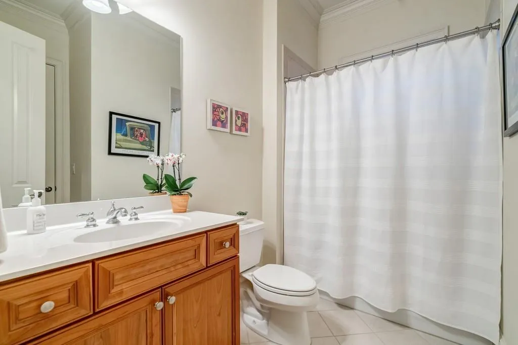 284 Forest Valley Court, Atlanta, Georgia 30342, 5 Bedrooms Bedrooms, ,5 BathroomsBathrooms,Residential,Sold,284 Forest Valley Court,6726834