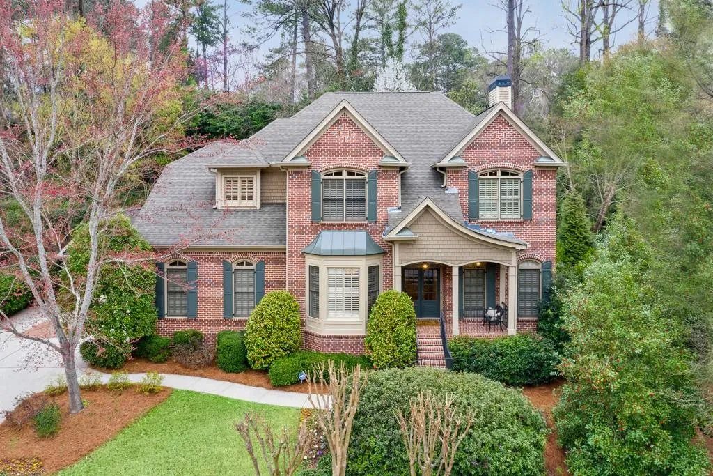 284 Forest Valley Court, Atlanta, Georgia 30342, 5 Bedrooms Bedrooms, ,5 BathroomsBathrooms,Residential,Sold,284 Forest Valley Court,6726834