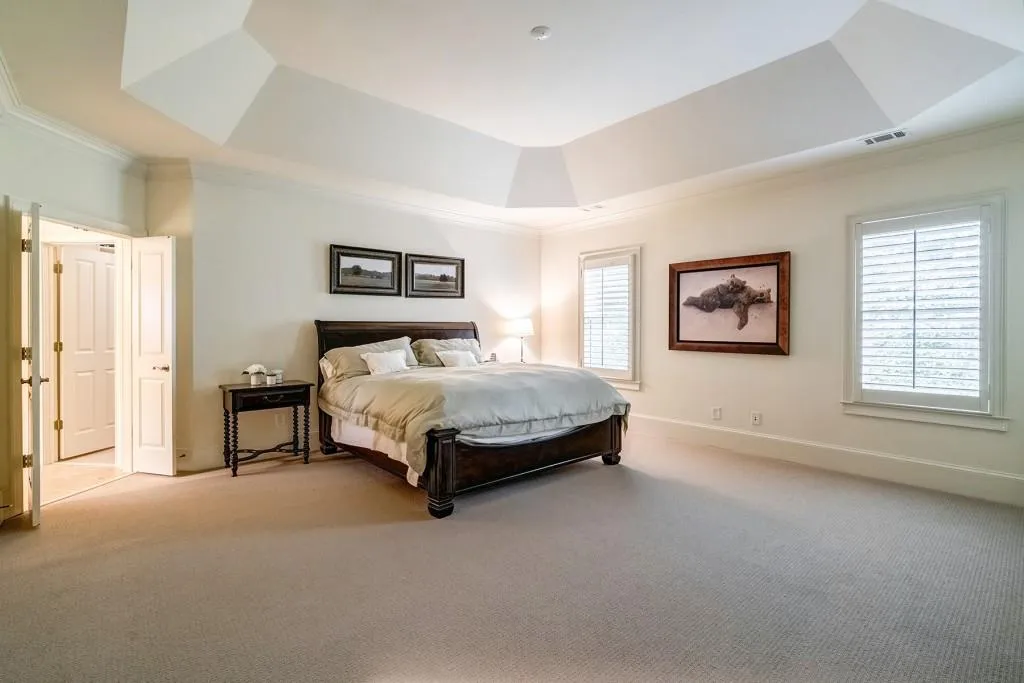 284 Forest Valley Court, Atlanta, Georgia 30342, 5 Bedrooms Bedrooms, ,5 BathroomsBathrooms,Residential,Sold,284 Forest Valley Court,6726834