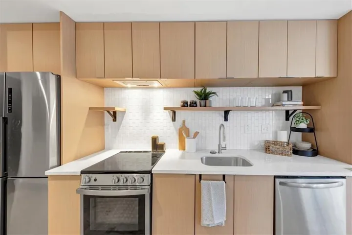 1805 Harvard Avenue Unit 304, College Park, Georgia 30337