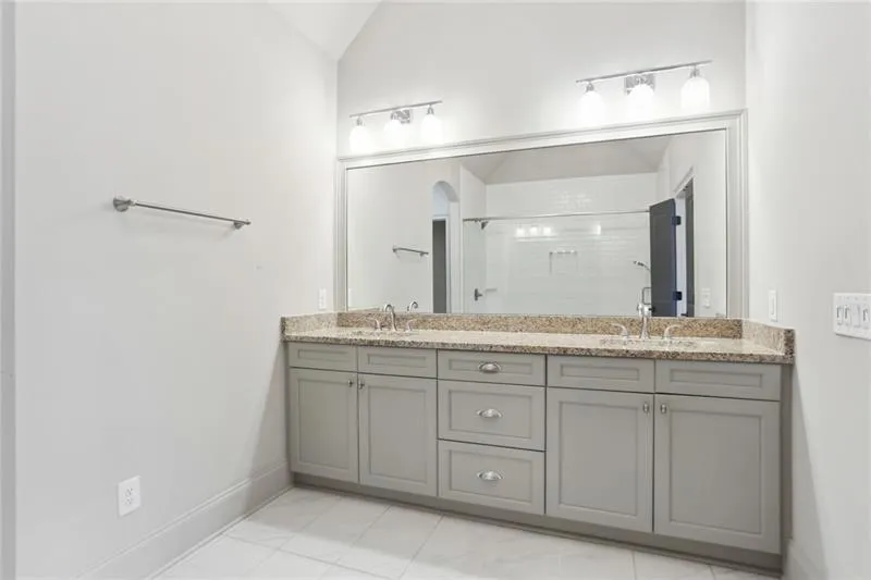 1303 Riverscall Lane Unit 69, Atlanta, Georgia 30339, 3 Bedrooms Bedrooms, ,3 BathroomsBathrooms,Residential,Sold,1303 Riverscall Lane Unit 69,7443949