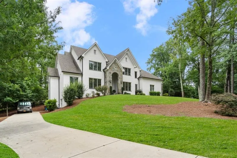345 Kelson Drive, Atlanta, Georgia 30327, 5 Bedrooms Bedrooms, ,6 BathroomsBathrooms,Residential,Sold,345 Kelson Drive,7461837