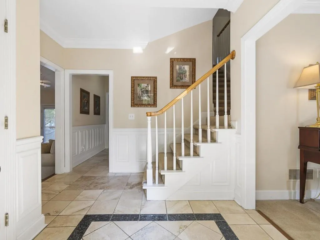 24 Vernon Glen Court, Atlanta, Georgia 30338, 3 Bedrooms Bedrooms, ,2 BathroomsBathrooms,Residential,Sold,24 Vernon Glen Court,7071335